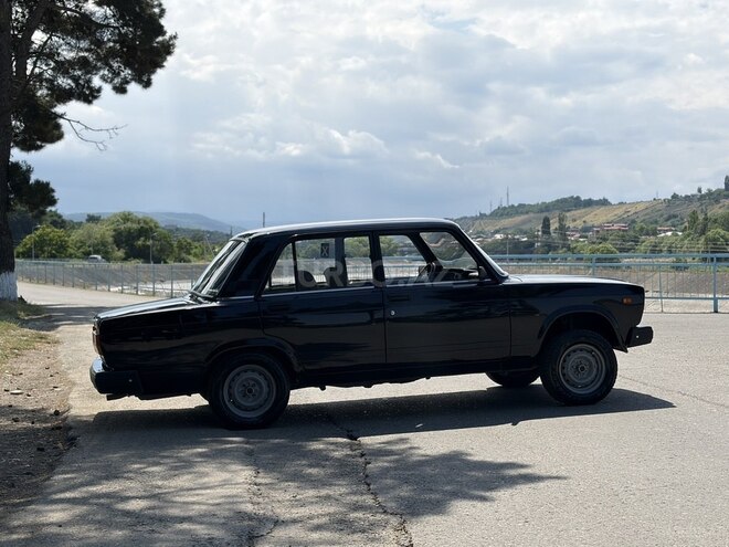 LADA (VAZ) 2107-4