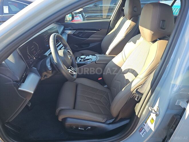 BMW 530-7
