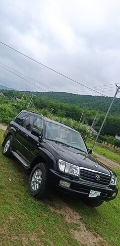 Toyota Land Cruiser-5