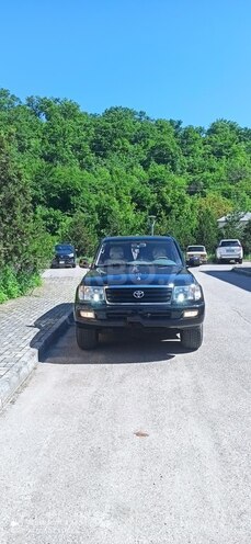 Toyota Land Cruiser-1