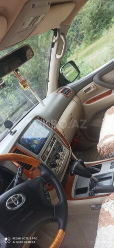 Toyota Land Cruiser-6