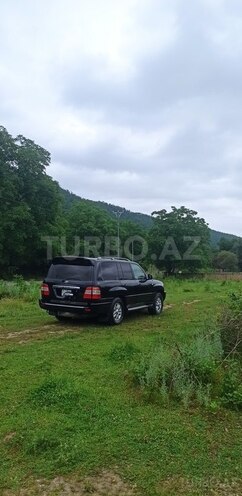 Toyota Land Cruiser-2