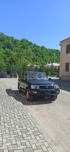 Toyota Land Cruiser-10