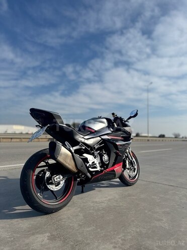 CFMOTO 450 SR-4