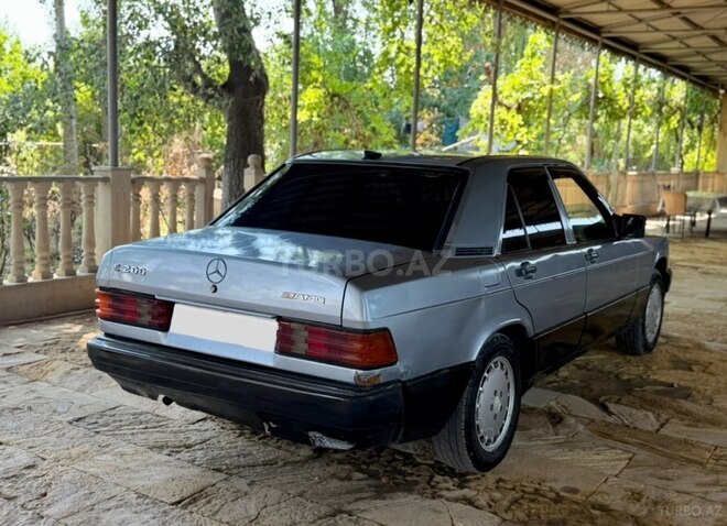 Mercedes 190-6