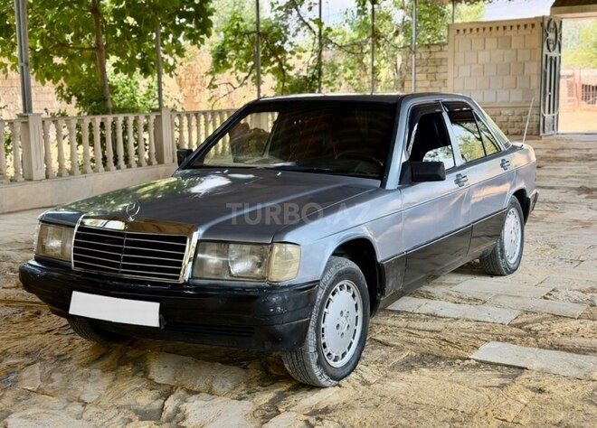 Mercedes 190-3