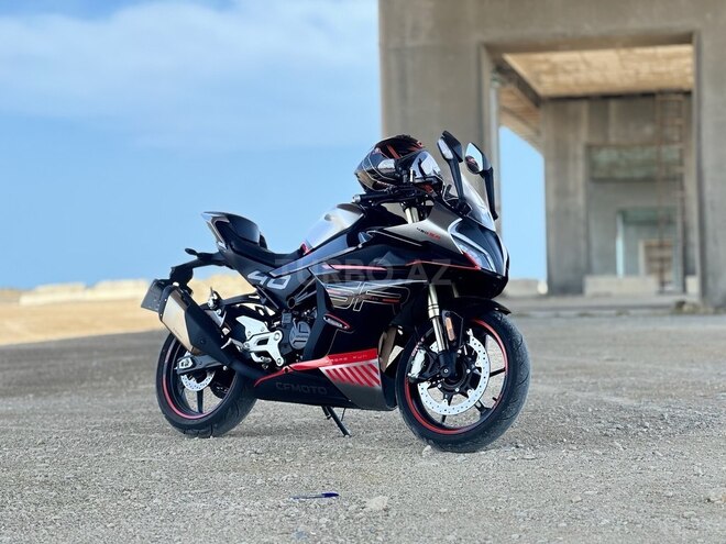 CFMOTO 450 SR-1