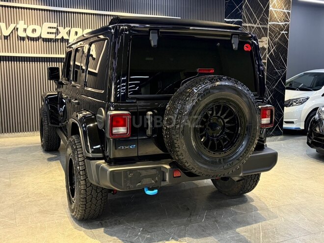 Jeep Wrangler-4