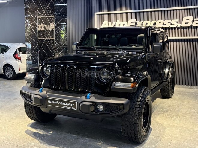 Jeep Wrangler-12