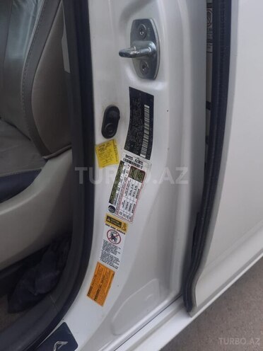 Toyota Sienna-14