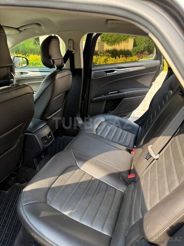 Ford Fusion (North America)-8