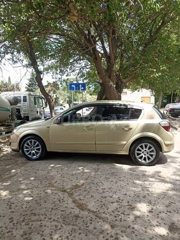 Opel Astra-7