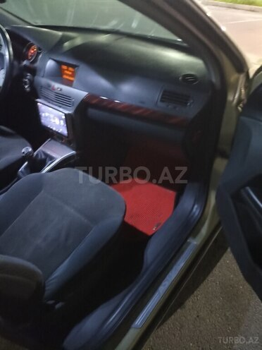 Opel Astra-10