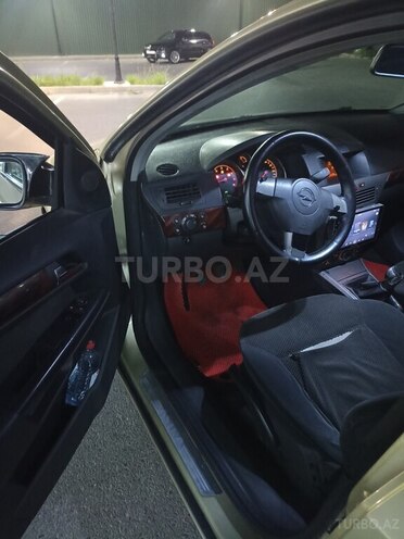 Opel Astra-14