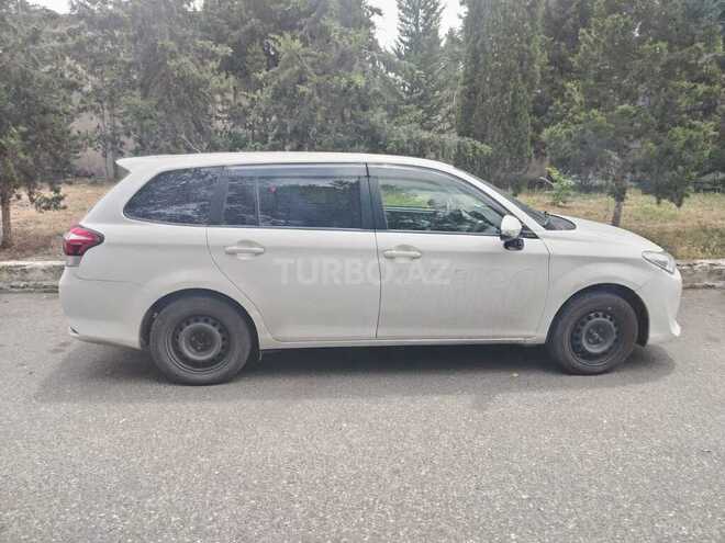 Toyota Corolla Fielder-4