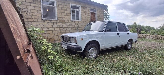 LADA (VAZ) 2107-1
