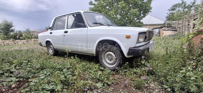 LADA (VAZ) 2107-5