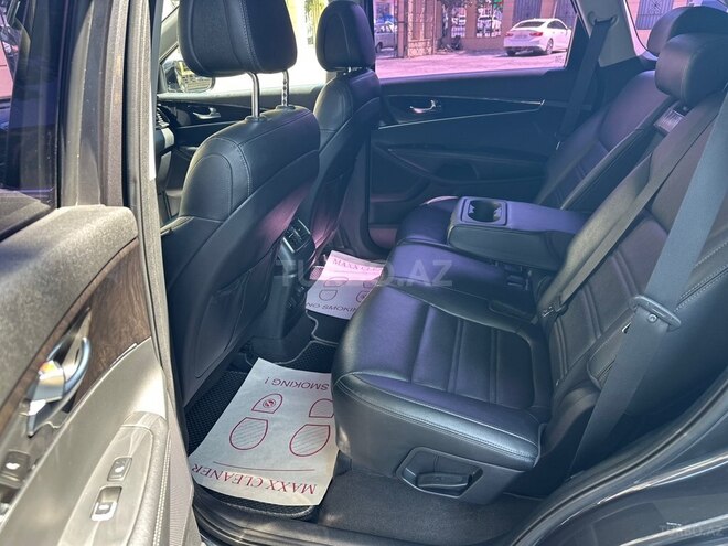 Kia Sorento-10