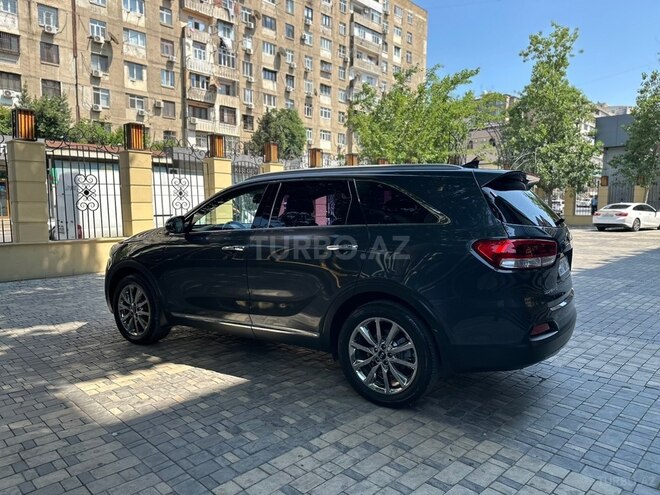 Kia Sorento-6