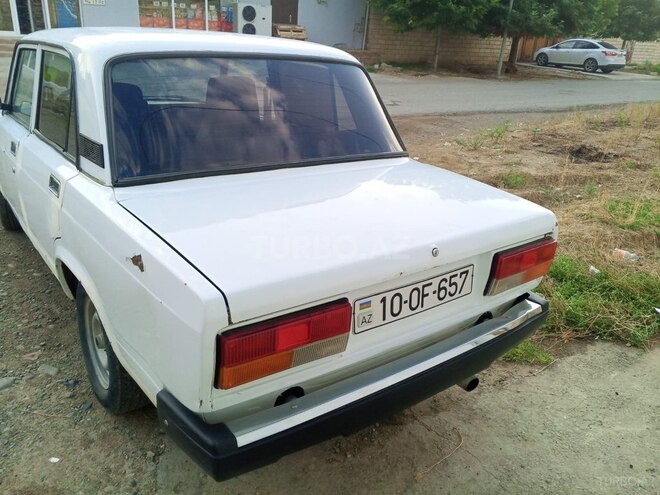 LADA (VAZ) 2107-4