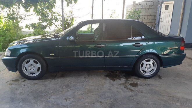 Mercedes C 200-4