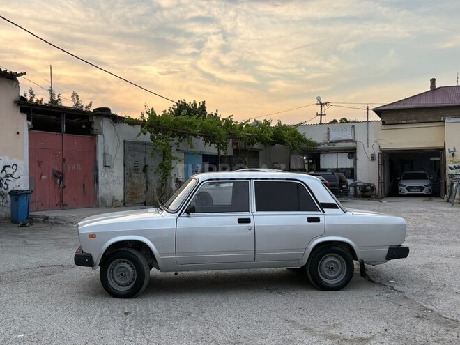 LADA (VAZ) 2107-10