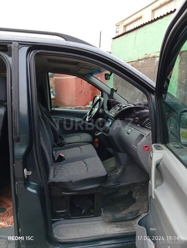 Mercedes Vito-10