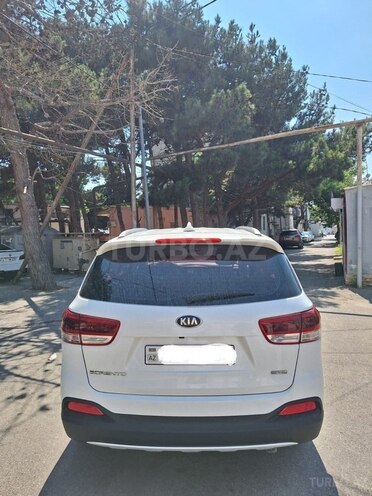 Kia Sorento-4