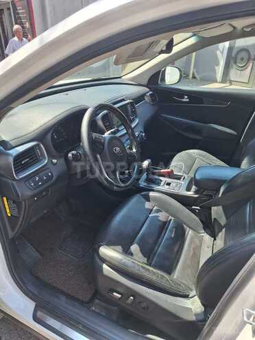 Kia Sorento-5