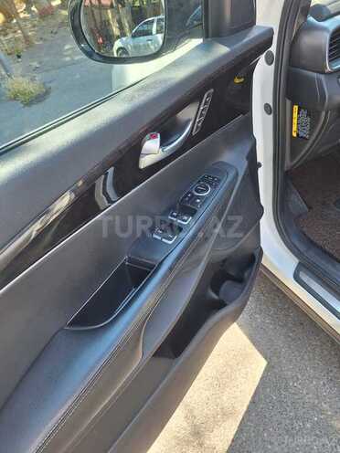 Kia Sorento-9
