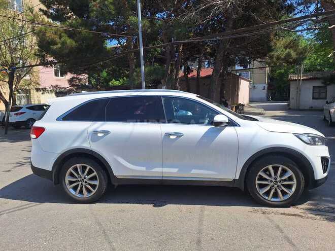 Kia Sorento-14
