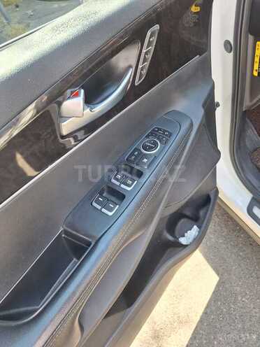 Kia Sorento-19
