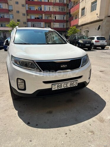 Kia Sorento-1