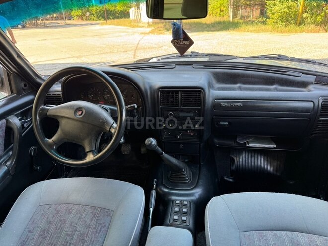 GAZ 31105 "Volga"-4