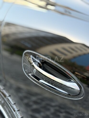Porsche Panamera-10