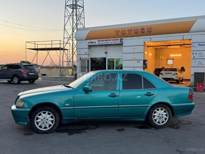 Mercedes C 200-2