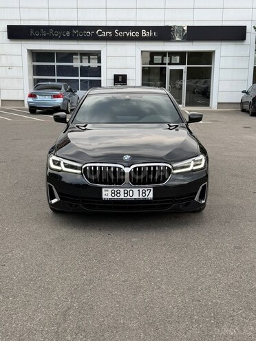 BMW 520-1