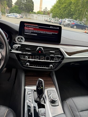 BMW 520-10