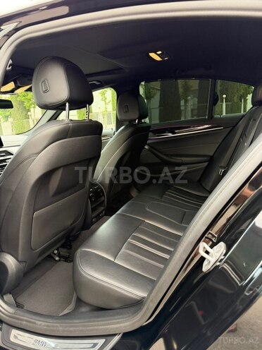BMW 520-11