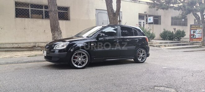 Kia Rio-5