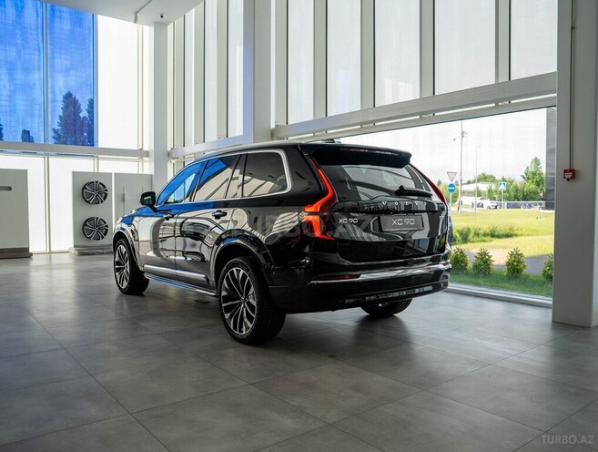 Volvo XC90-6