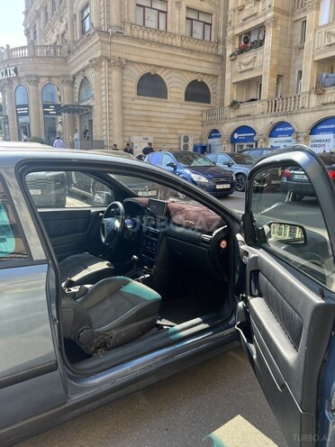 Opel Astra-7