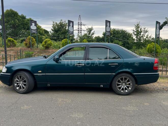 Mercedes C 180-4