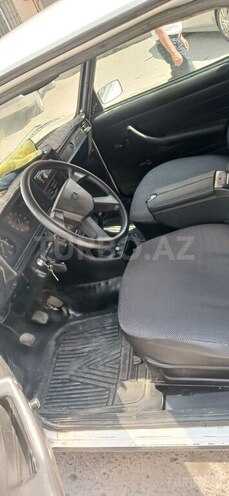 LADA (VAZ) 2107-4