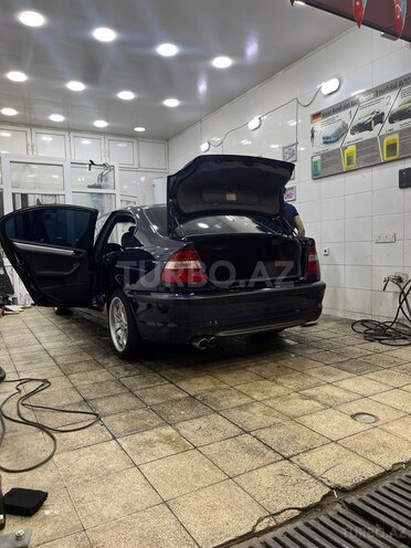 BMW 320-12