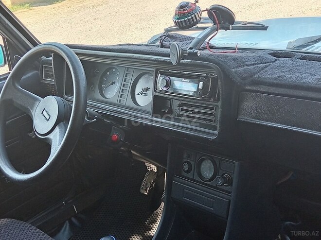 LADA (VAZ) 2107-5