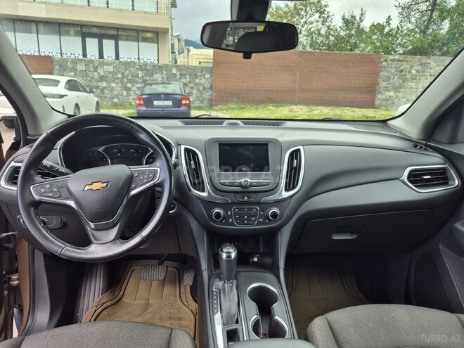 Chevrolet Equinox-8