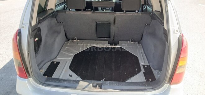 Opel Astra-2