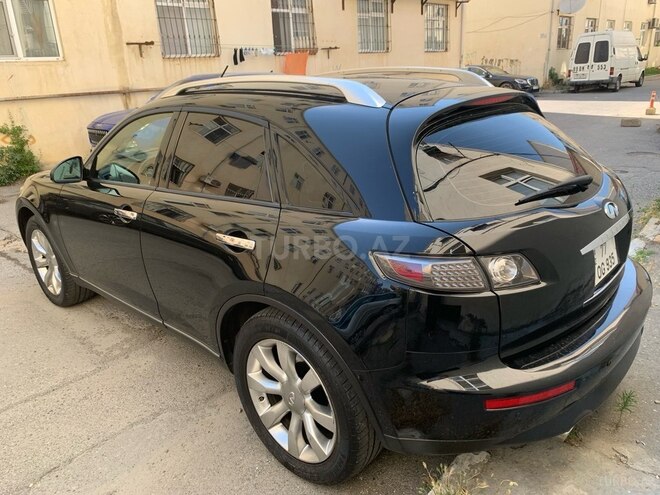 Infiniti FX35-5
