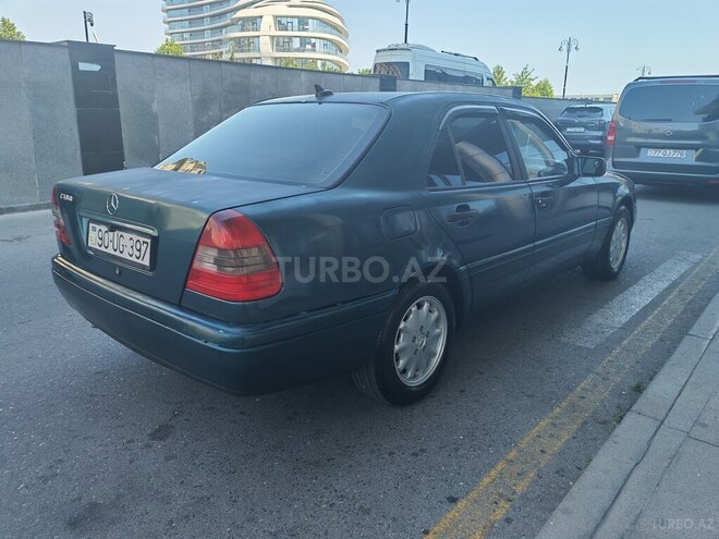 Mercedes C 180-4